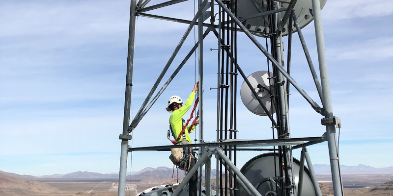 Microwave tower construction by VIKOR